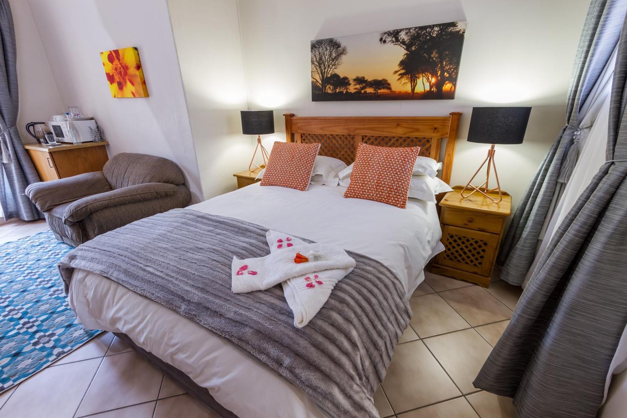 The Pecan Tree Guesthouse Сандтън Екстериор снимка