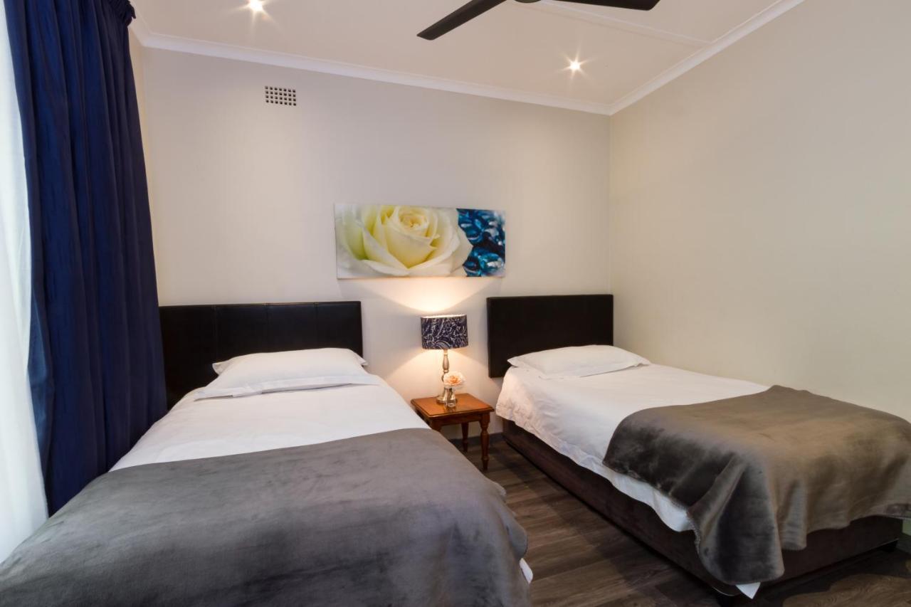 The Pecan Tree Guesthouse Сандтън Екстериор снимка